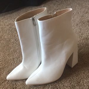 Boohoo white leather boots